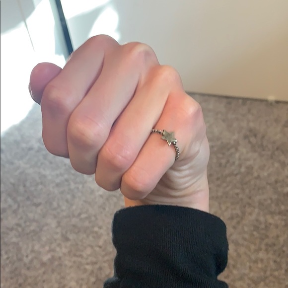 Star ring - Picture 3 of 3